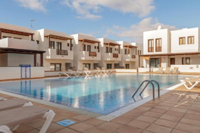 Villa La Calima Share Pool Puerto Calero By PVL